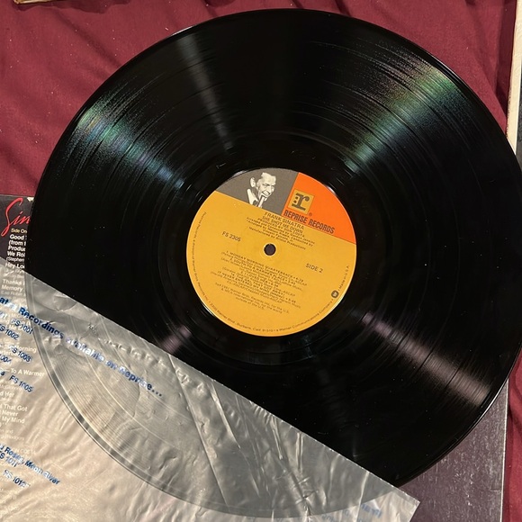 Frank Sinatra 12” Vinyl LP VG+ - Picture 6 of 6